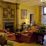 Gisborough Hall فندق 4*