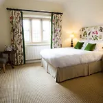 Gisborough Hall 호텔 4*