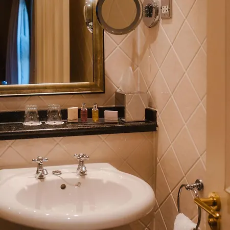 Gisborough Hall Country House Hotel & Spa 4*