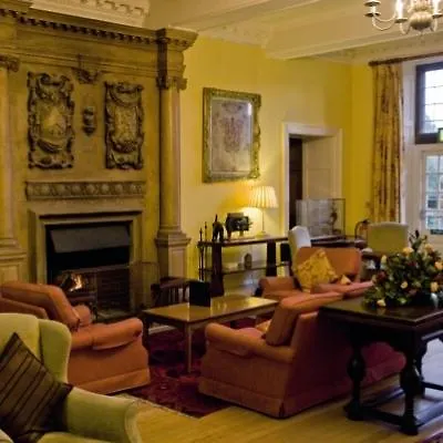 吉斯伯勒礼堂酒店 酒店 4*