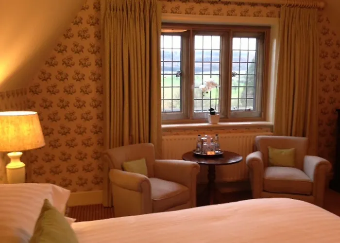 吉斯伯勒礼堂酒店 酒店 4*